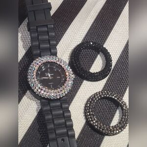 quartz geneva watch with blingy interchangeable dials
